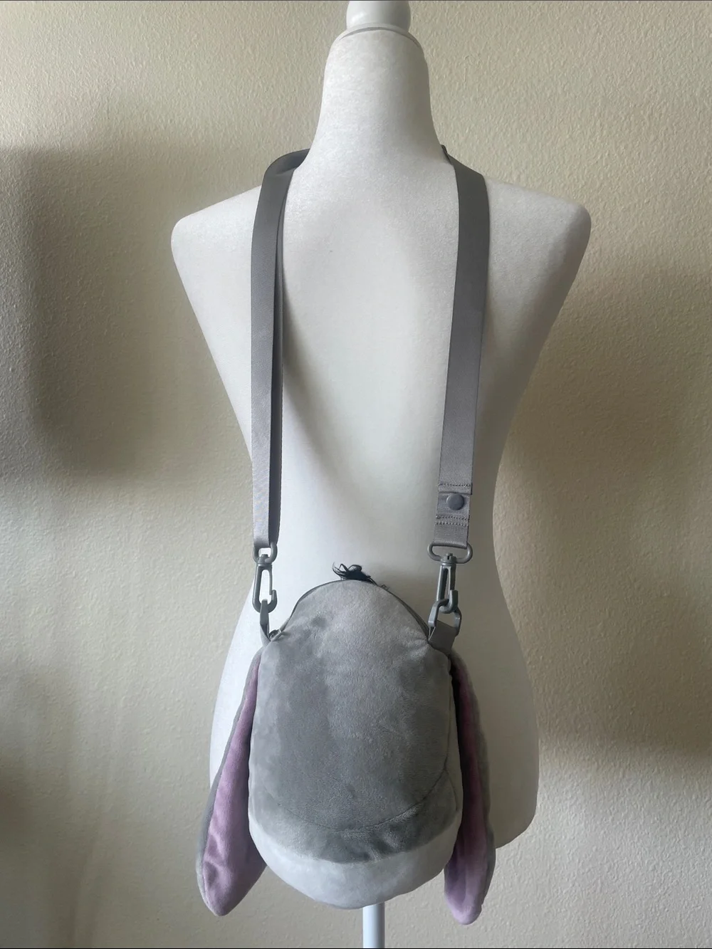Disney Winnie the Pooh Eeyore Plush Crossbody Bag Gray Novelty Character Purse